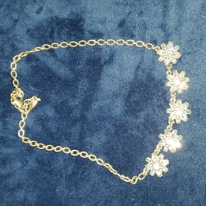 Floral necklace